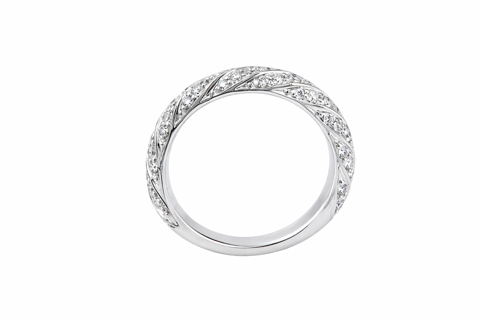 Twisted Pavé Diamond Wave Band Ring