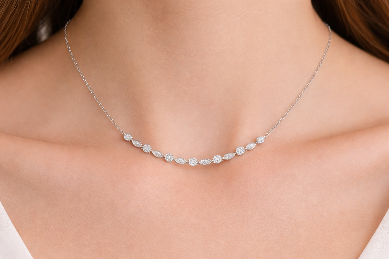 The Harmony Line Necklace